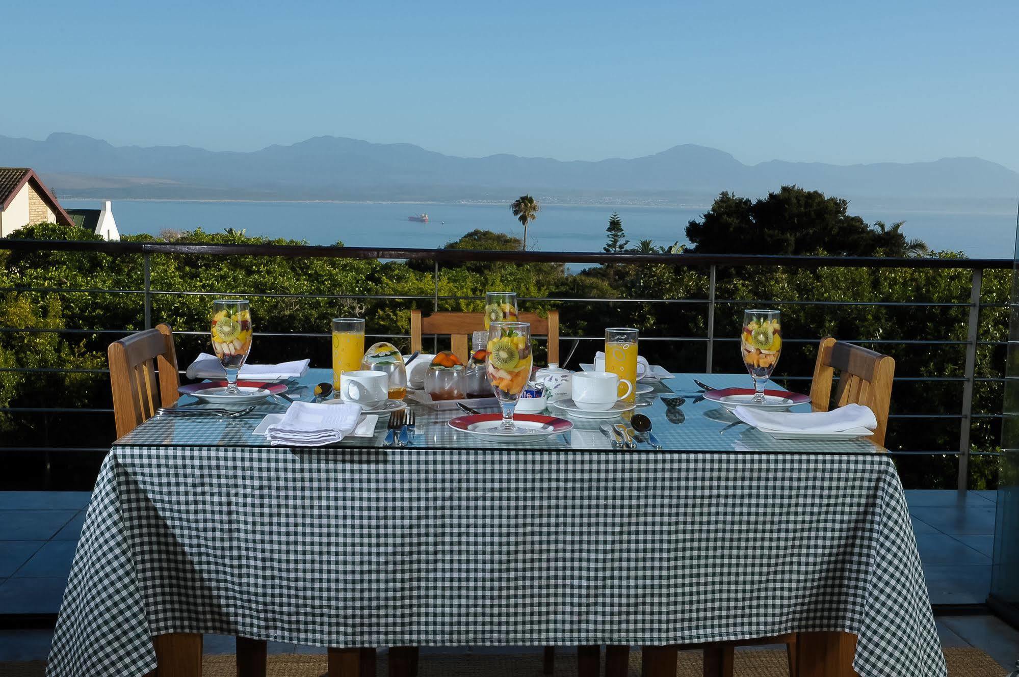 Hotel Linkside 2 Self-Catering Mossel Bay Exterior foto